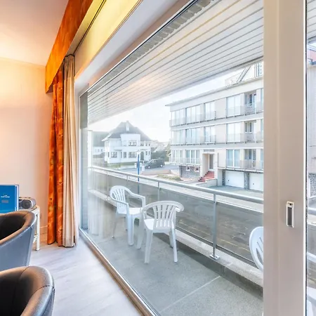 Ter Panne 103 With Side Sea View Apartament